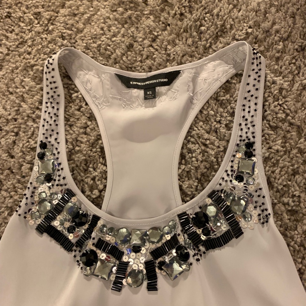 Express Embellished Tank 💍 - Picture 5 of 7